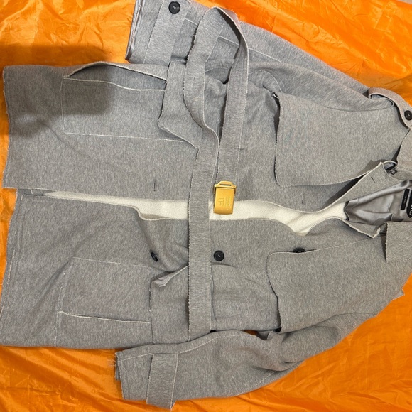 Tom Ford Gray belted Trench Coat for Women - Picture 5 of 16